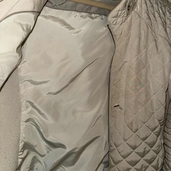 Zara Women Cream Colored Quilted Puffer Jacket Size XL (check measurements) - Picture 4 of 11